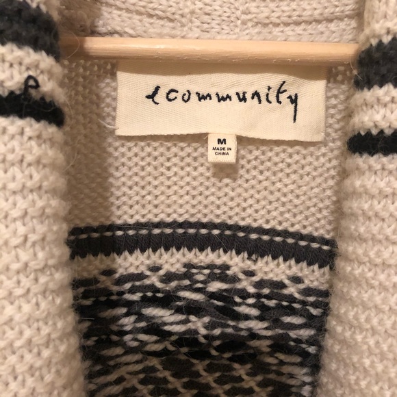 Aritzia | Community Wool Cardigan - Picture 2 of 5